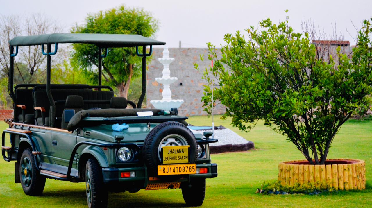 jhalana jeep